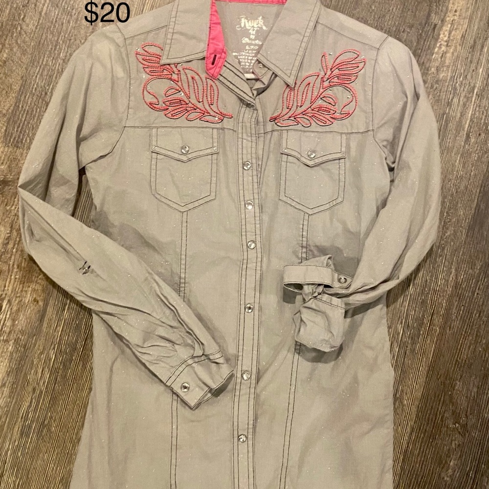 Wrangler rock 47 size small